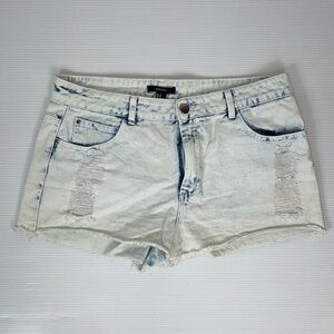 Forever 21 distressed bleached jean shorts women’s size 31